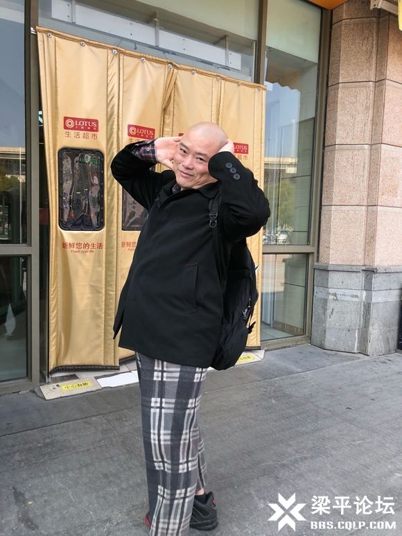 百度胖老师吧上海市公 安局轨道交通分局石宇玉老师求救 抖音快手百度贴吧百科图片视频知道搜索上海胖老师或 ...