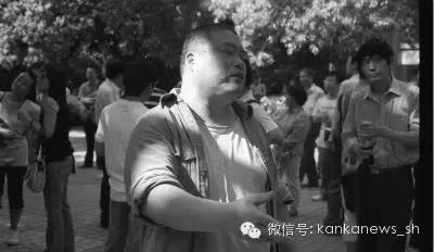 百度胖老师吧上海市公 安局轨道交通分局石宇玉老师求救 抖音快手百度贴吧百科图片视频知道搜索上海胖老师或 ...