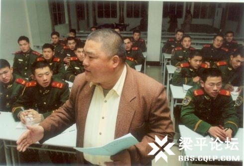 百度胖老师吧上海市公 安局轨道交通分局石宇玉老师求救 抖音快手百度贴吧百科图片视频知道搜索上海胖老师或 ...