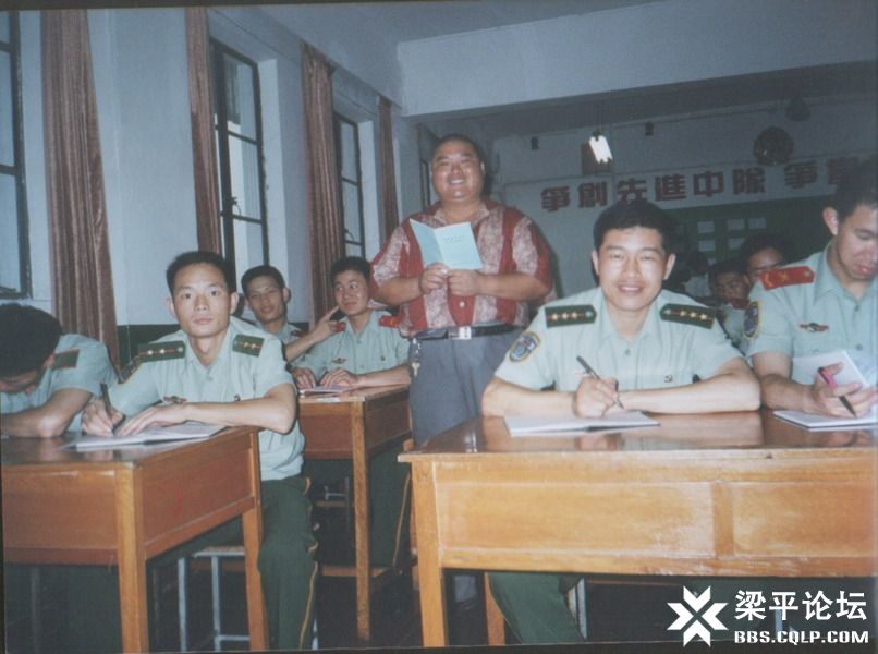 百度胖老师吧上海市公 安局轨道交通分局石宇玉老师求救 抖音快手百度贴吧百科图片视频知道搜索上海胖老师或 ...